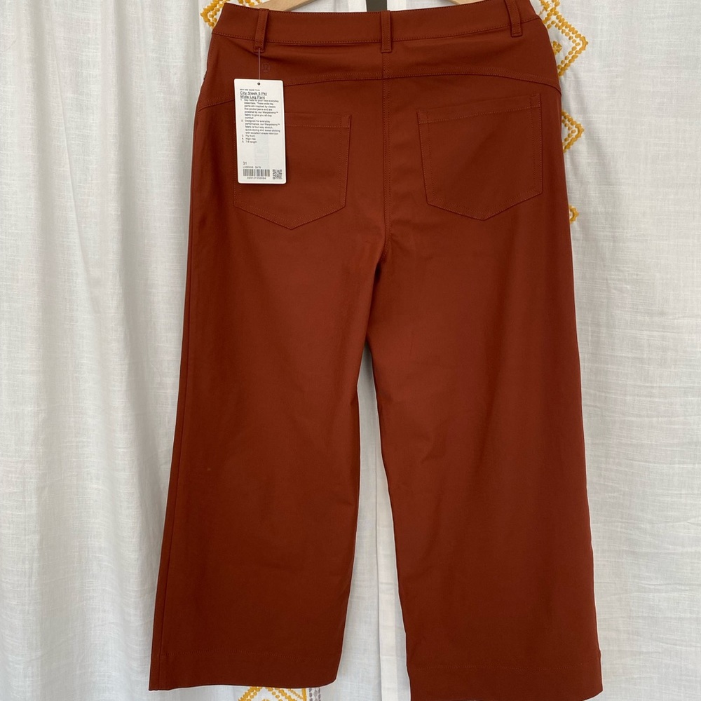 Lululemon City Sleek Pants Size 31 NWT